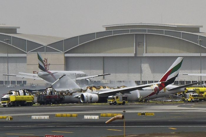 Emirates crash landing1